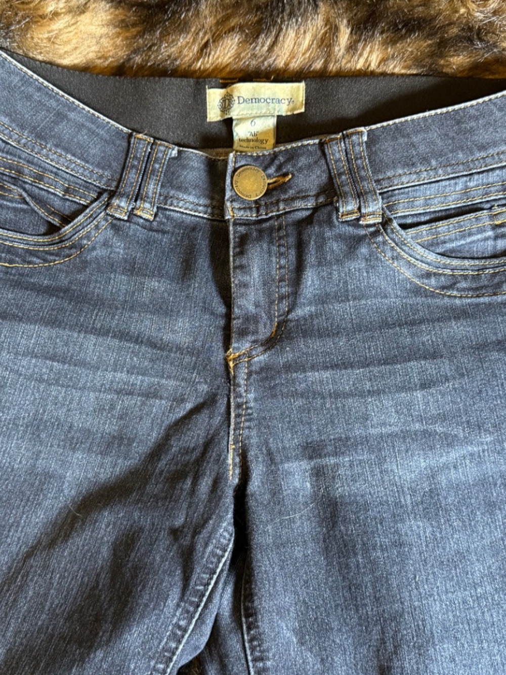 NWOT Democary Dark Denim Jeans (size 6) - Picture 3 of 8